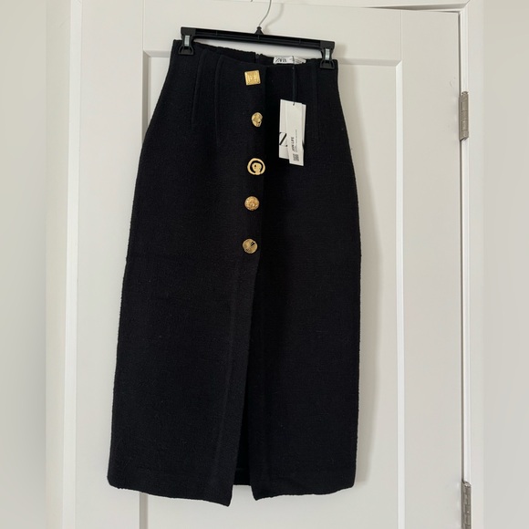 NWT $89 Zara Black Tweed MIDI Pencil Gold Button Size XS - Picture 3 of 7
